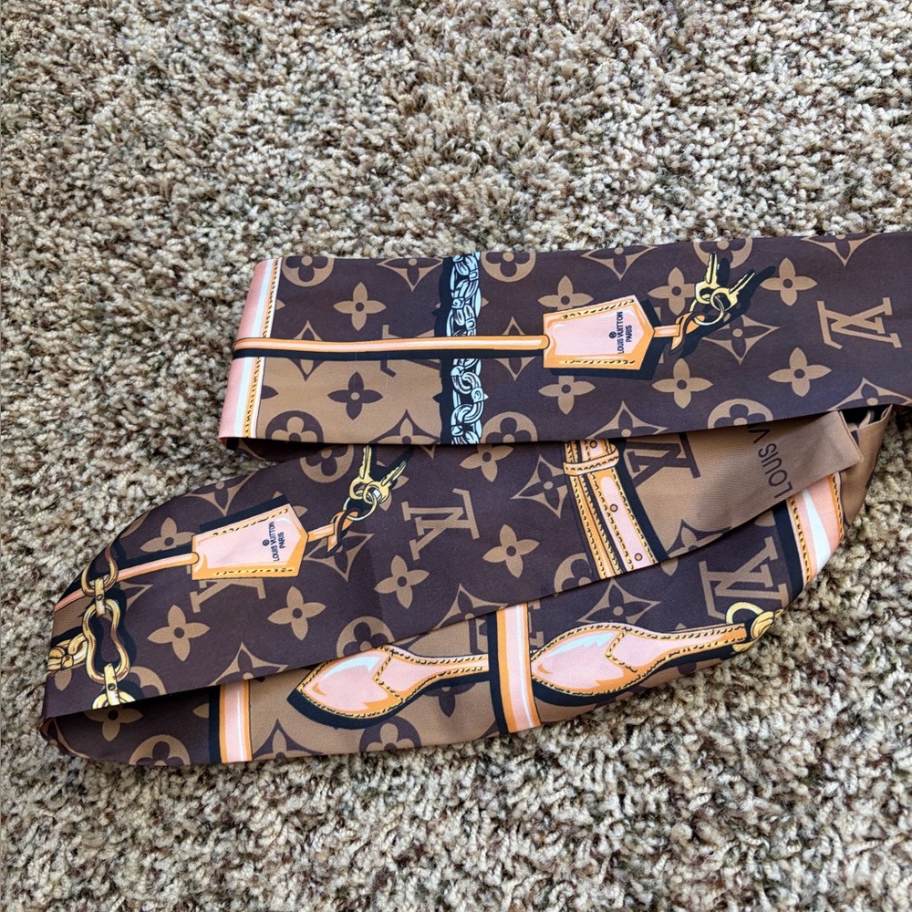 Louis Vuitton Dark Brown Monogram Bandeau